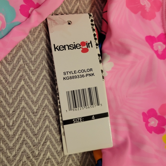 KENSIE GIRL Rashguard One-Piece UPF 50+ Quick Dry Cheetah Cat Swimsuit - Picture 8 of 9